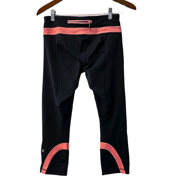 Lululemon Black Pink Capri running Legging back Pocket Size 6 - Picture 3 of 6